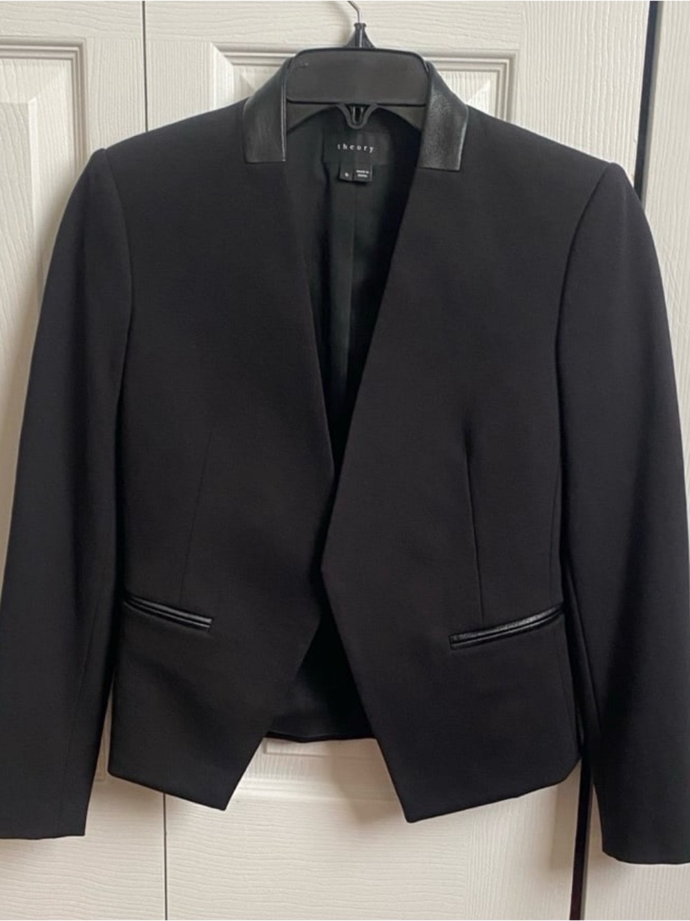 Theory Black Fabric Blend Leather Sleeves & Accents Blazer Jacket Size 0
